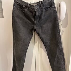 GAP Men's Straight fit Jeans in Black/Charcoal